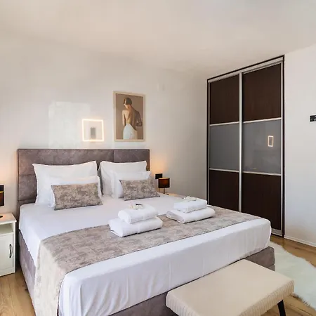 1 Bedroom Stunning In Hvar Apartment *