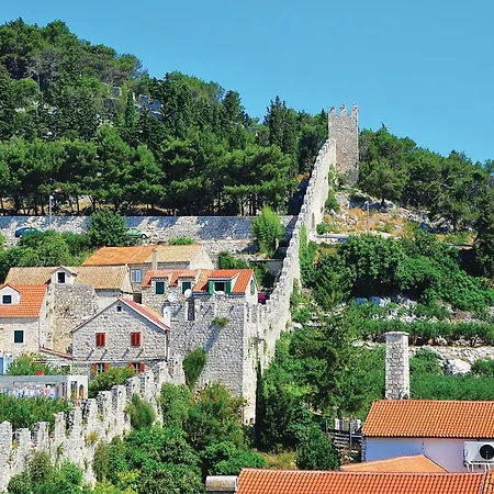 Apartment 1 Bedroom Stunning In Hvar *