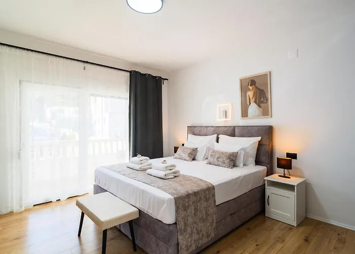 Apartment 1 Bedroom In Hvar *