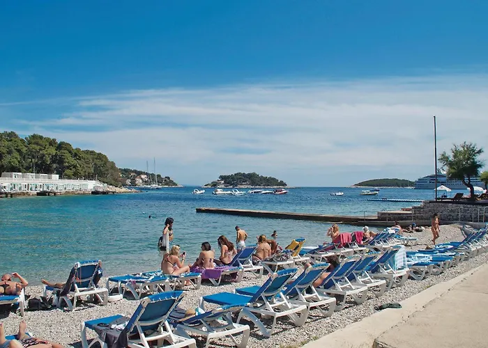 Apartment 1 Bedroom In Hvar Hvar Town